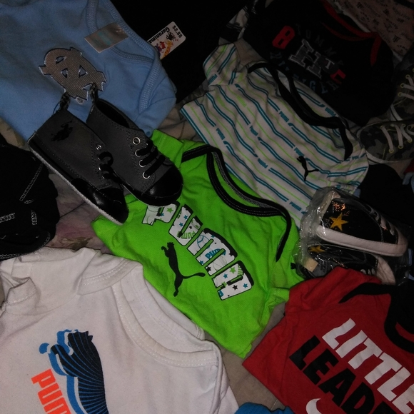 25 piece Name Brands boys lot 0-6m - Picture 6 of 6